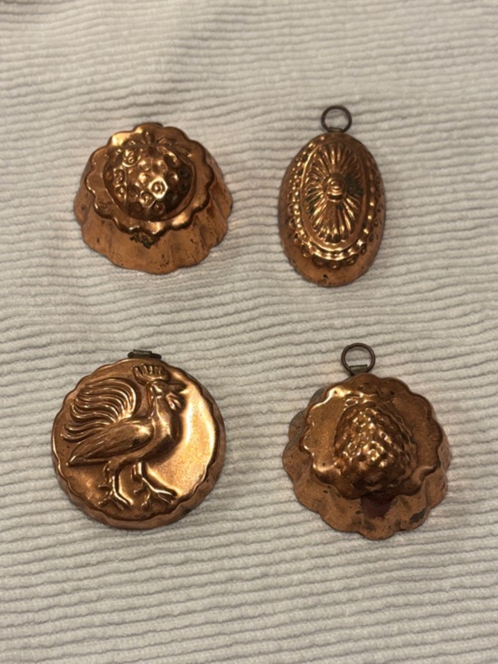 Source Unknown Copper-Tone Decorative Mini Molds Set of 4
